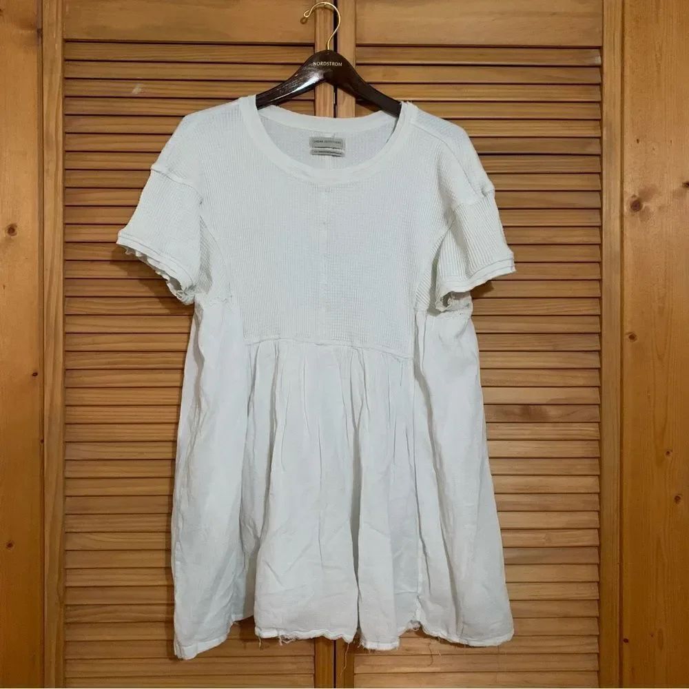 Urban Outfitters White Babydoll Top size Large
